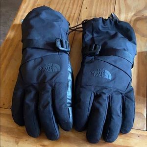 North face gloves